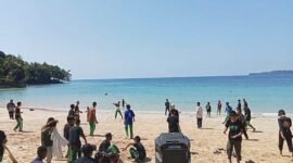 Foto : Kegiatan Rihlah  SMP IT As Salaam Fakfak di Kampung Pasir Putih 1