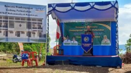 Foto. Sambutan Bupati Kabupaten Manokwari Hermus Indow Saat Peletakan Batu Pertama Pembangunan Gedung Perkuliahan Kampus STIKIP Muhammadiyah Manokwari