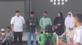 Turut Hadir saat Pawai Semarak Ramadhan 1446 Hijriyah atau 2025 Ketua NU Kabupaten Fakfak Ali Hindom, Ketua PHBI Mohjak Rengen yang Juga Kepala Dinas Perindustrian dan Perdagangan Kabupaten Fakfak, dan beberapa Anggota DPR Kabupaten Fakfak
