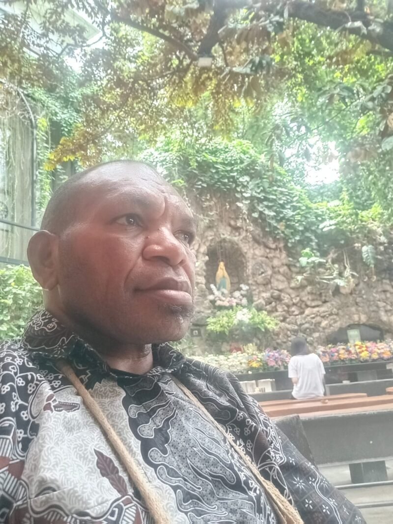 Titus Pekei, Pencetus Noken sebagai warisan budaya dunia, saat ditemui wartawan aceh.tagarutama.com.