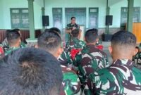 Kolonel Inf Irwan Budiana melepas 29 personel Tim Aju Yonif TP 808 di Makodim 1803/Fakfak.