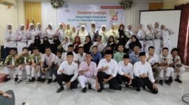 Foto Bersama PWNA Bersama Pemateri dan Peserta Seminar Remaja (05/06/2025)
