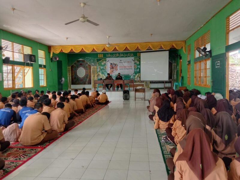 Relawan Rumah Zakat Fakfak laksanakan sosialisasi rekrutmen calon relawan rumah zakat Fakfak.